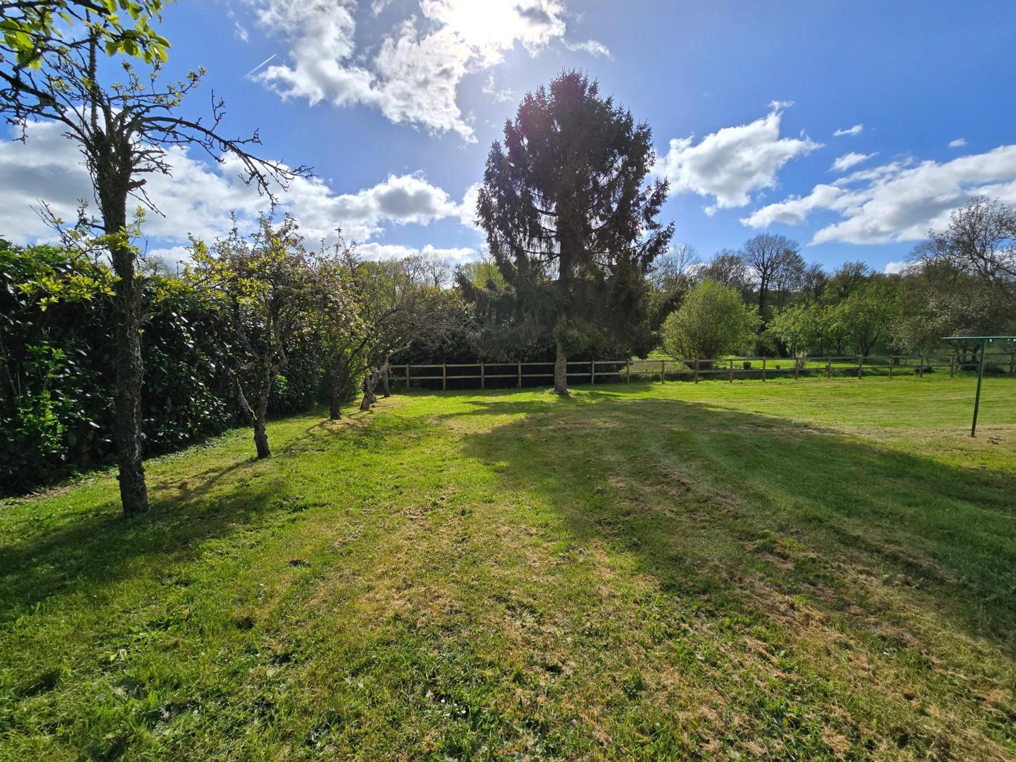 Maison Avec Vue Sur Etang Dans Le Perche Saint-Hilaire-le-Chatel Luaran gambar